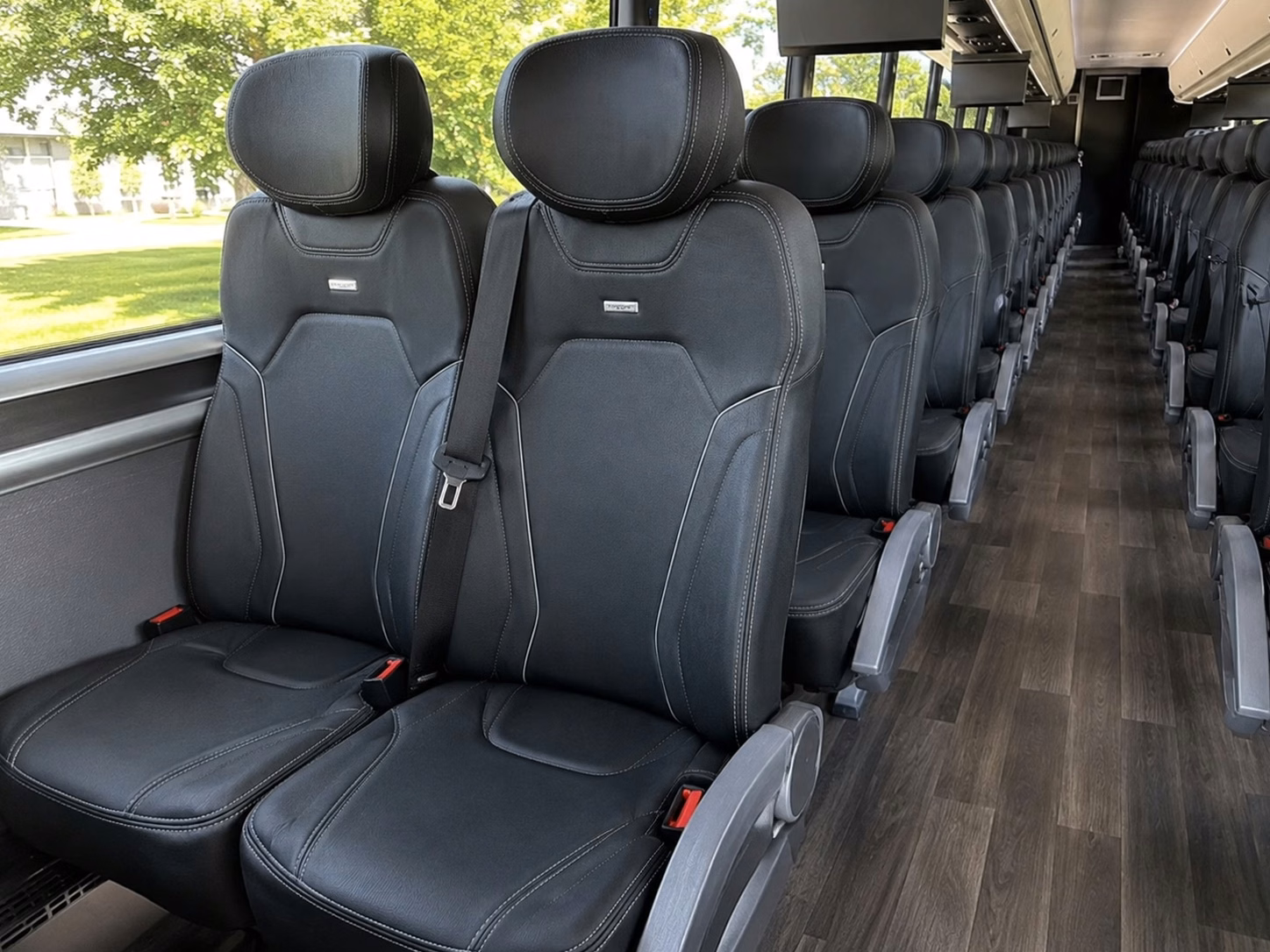 charter bus rentals for large concert groups departing from passaic